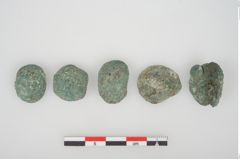 Foto von Bronzegewandbesatzknöpfchen (NHMW-PRAE-025196)